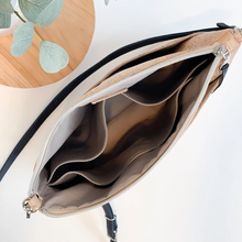 Load image into Gallery viewer, VISIONARY Cross Body Bag | SILVER