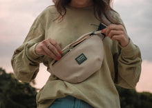 Load image into Gallery viewer, Hemp Fanny Pack